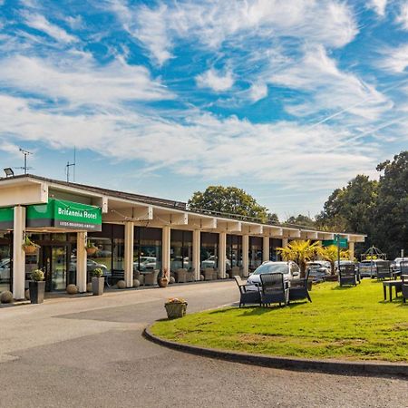 Hotel Britannia Leeds Bradford Airport Bramhope Esterno foto