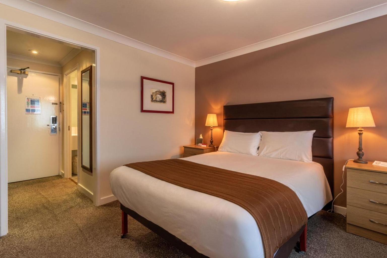 Hotel Britannia Leeds Bradford Airport Bramhope Esterno foto