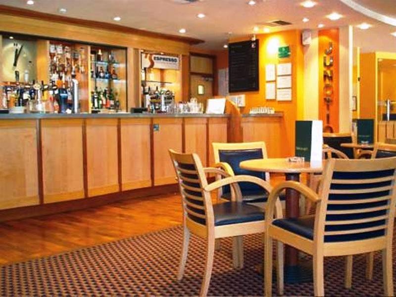 Hotel Britannia Leeds Bradford Airport Bramhope Esterno foto