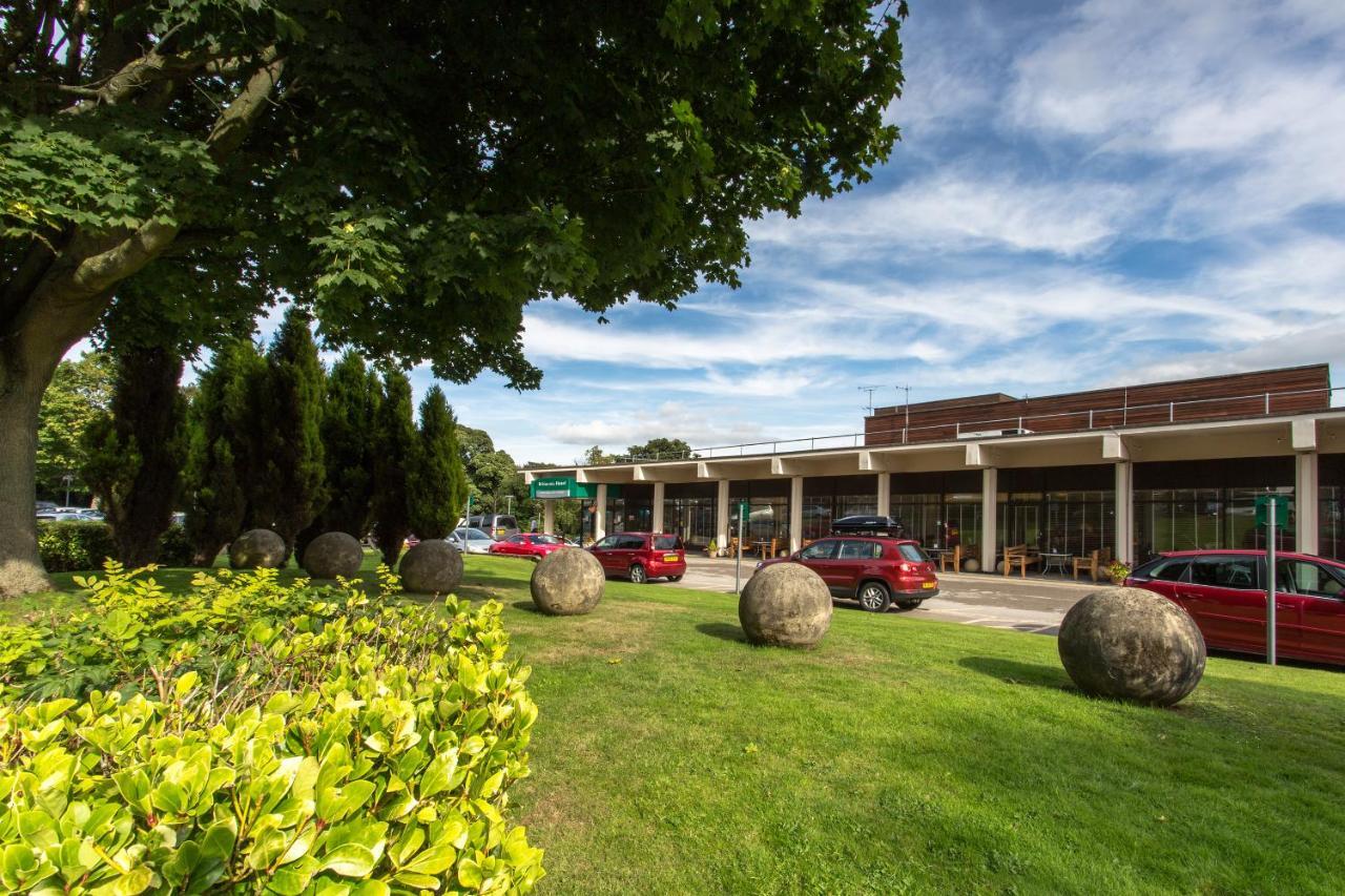 Hotel Britannia Leeds Bradford Airport Bramhope Esterno foto
